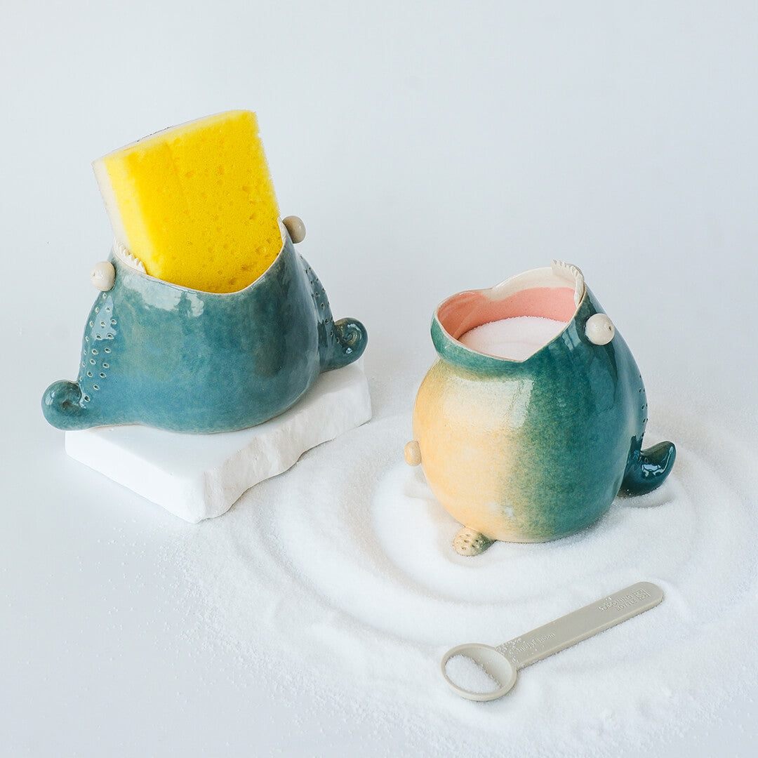 Salt container for easy access while cooking