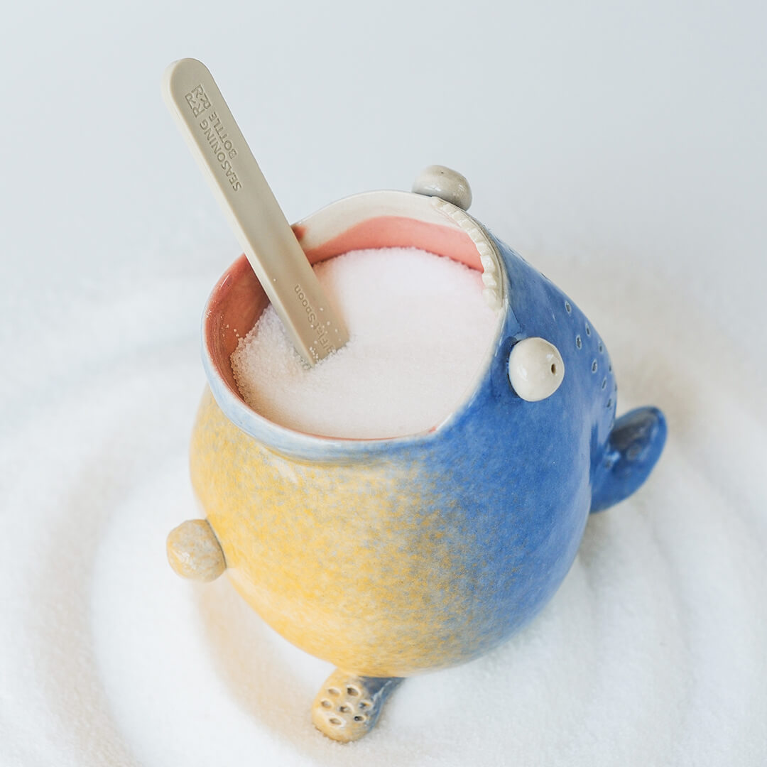 Ceramic salt jar for everyday cooking use