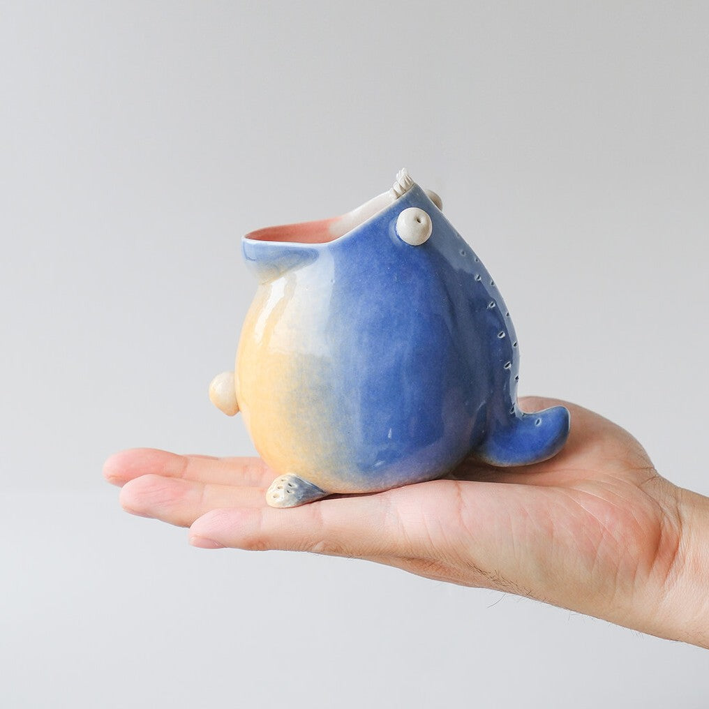 Ceramic pen holder for desk minimalist style 