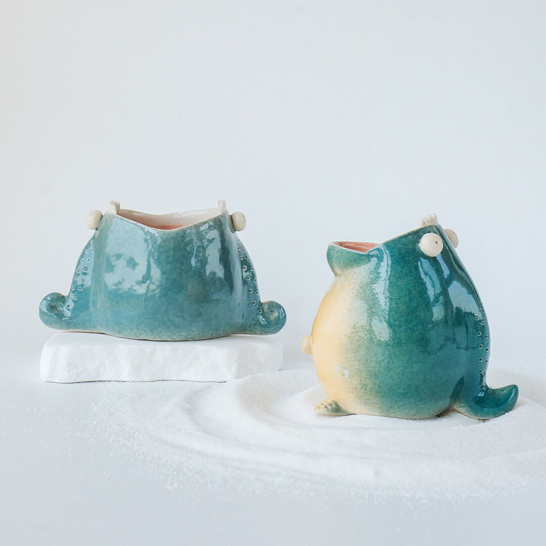 Small ceramic bowl used for sauces or condiments
